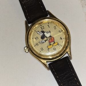Vintage gold-tone Lorus Quartz Mickey Mouse watch